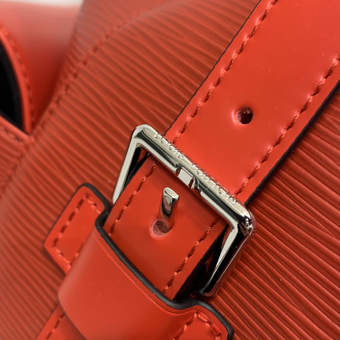 l**is v*t*n S*p*ebackpack-m41379-34*13*47cm