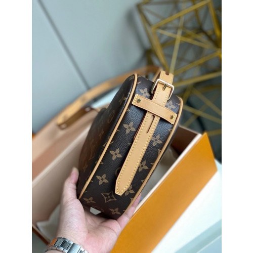 l**is V*t*n game on coeur-21*16*6cm