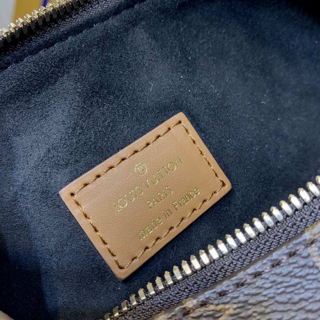 l**is V*t*n m46311 vintage marel bag-38*30*10cm