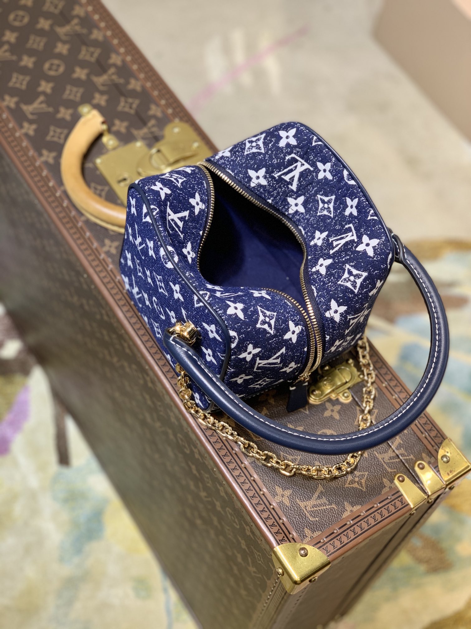 l**is V*t*n square handbags- m59611-16*16*16cm