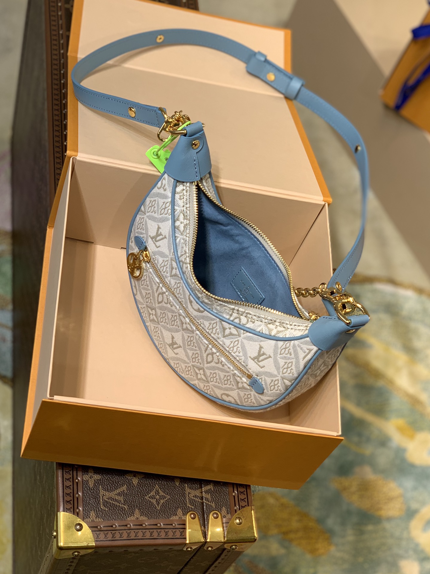 l**is V*t*n loop handbags-m40511-23*13*6cm