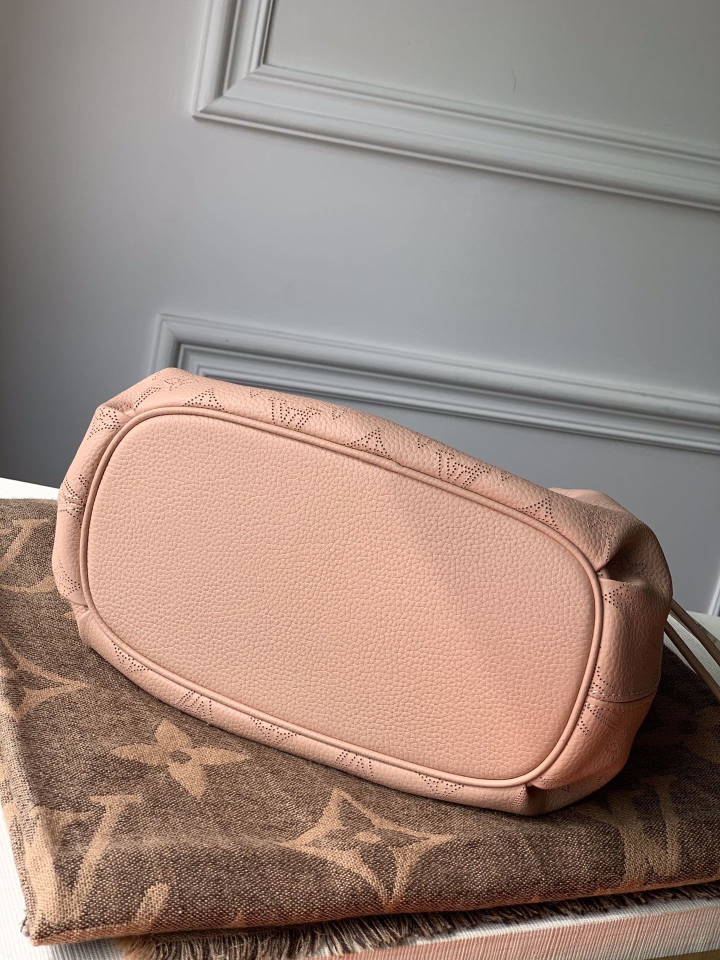 l**is V*t*n muria tote bag-25*25*20cm