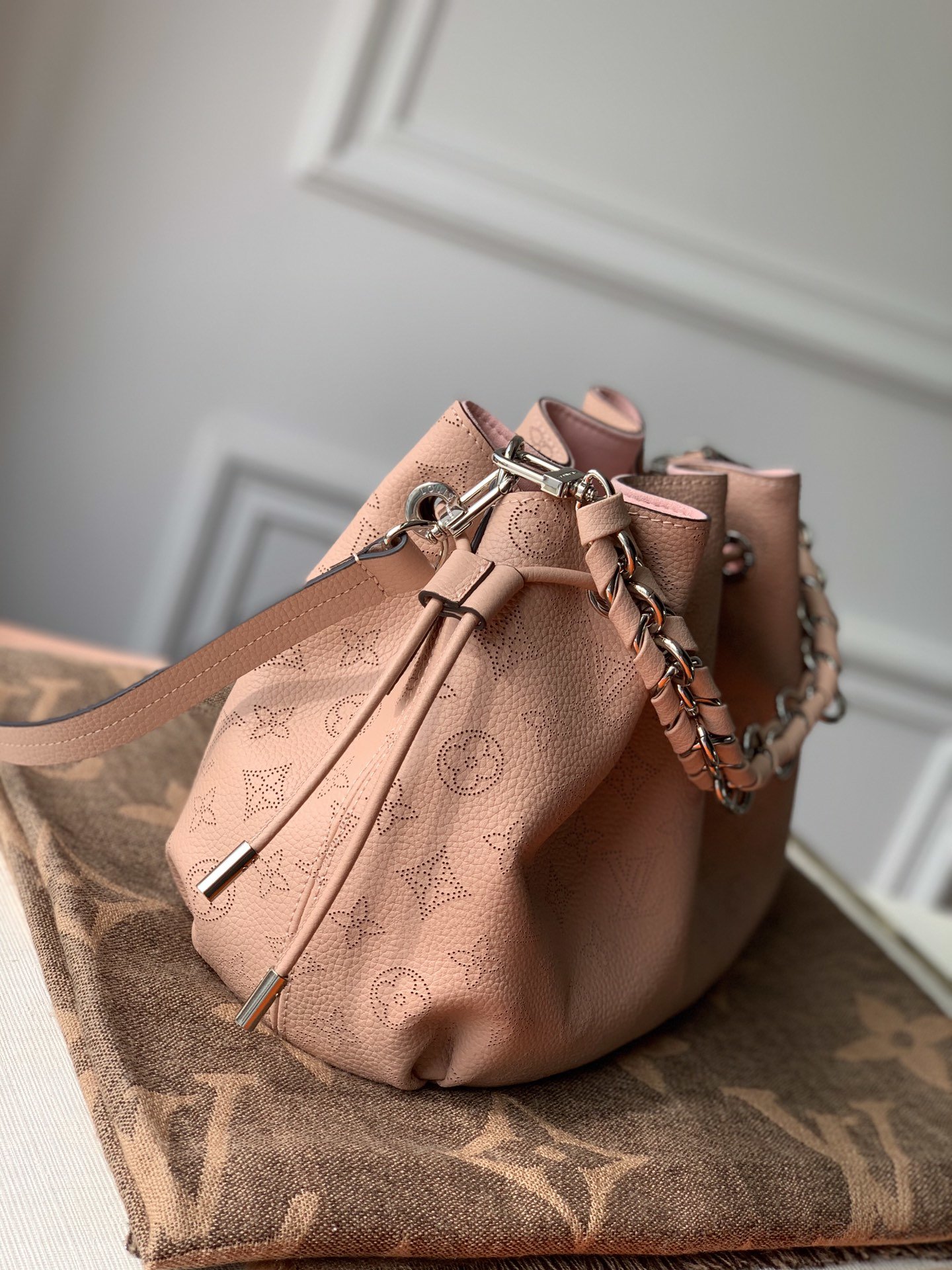 l**is V*t*n muria tote bag-25*25*20cm