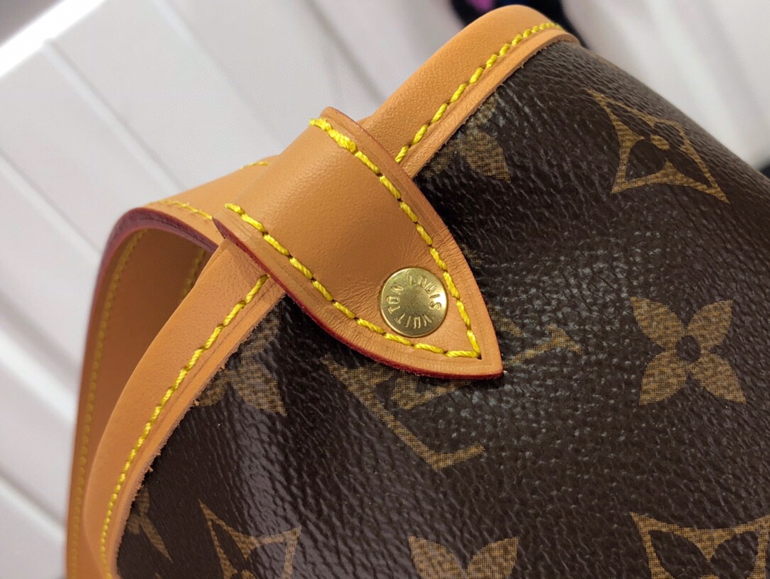 l**is V*t*n saumur bag-m40710 -28x11x20cm