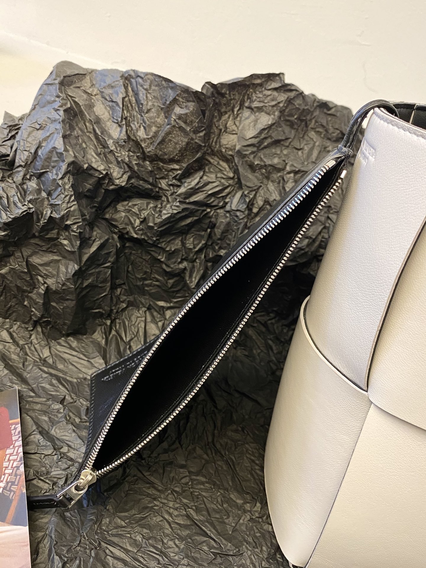 Bo*te*ga ve*ne*tatote-41×27×14cm