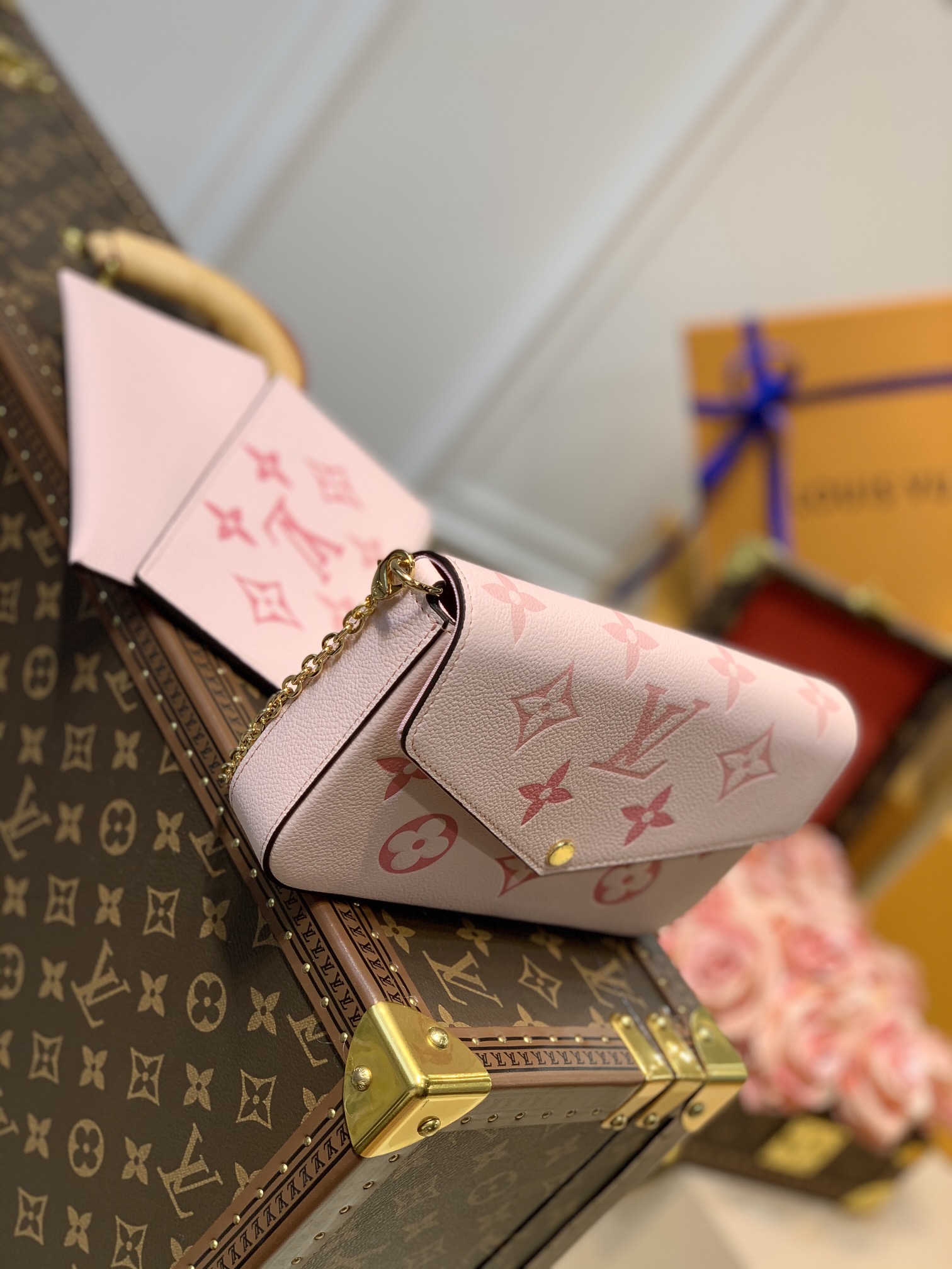 l**is V*t*n pochette félicie wallet -21*12*3cm