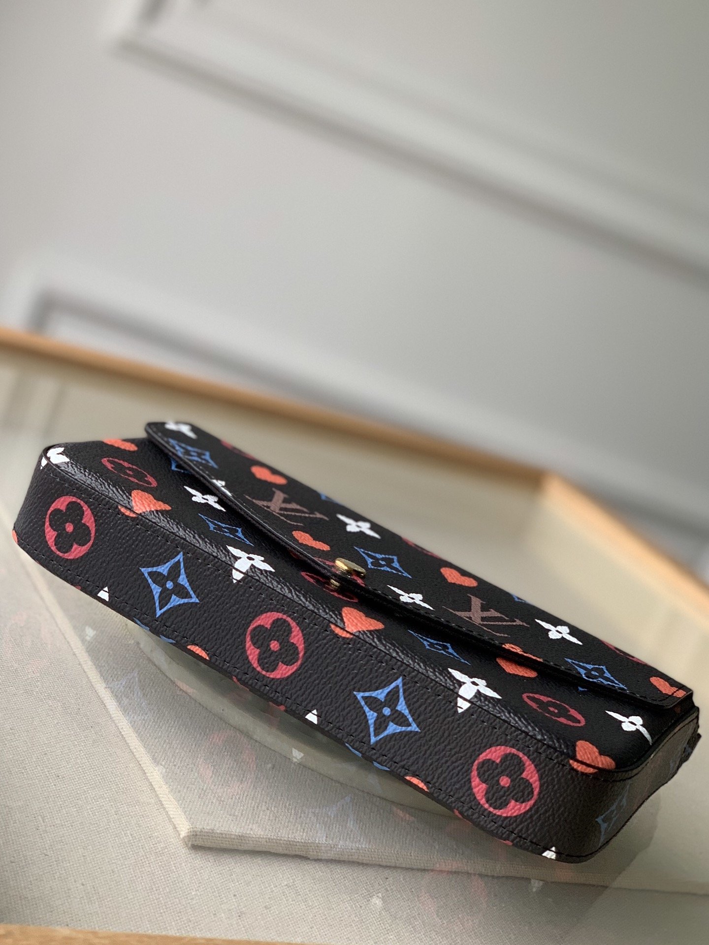 l**is V*t*n pochette félicie wallet -21*12*3cm