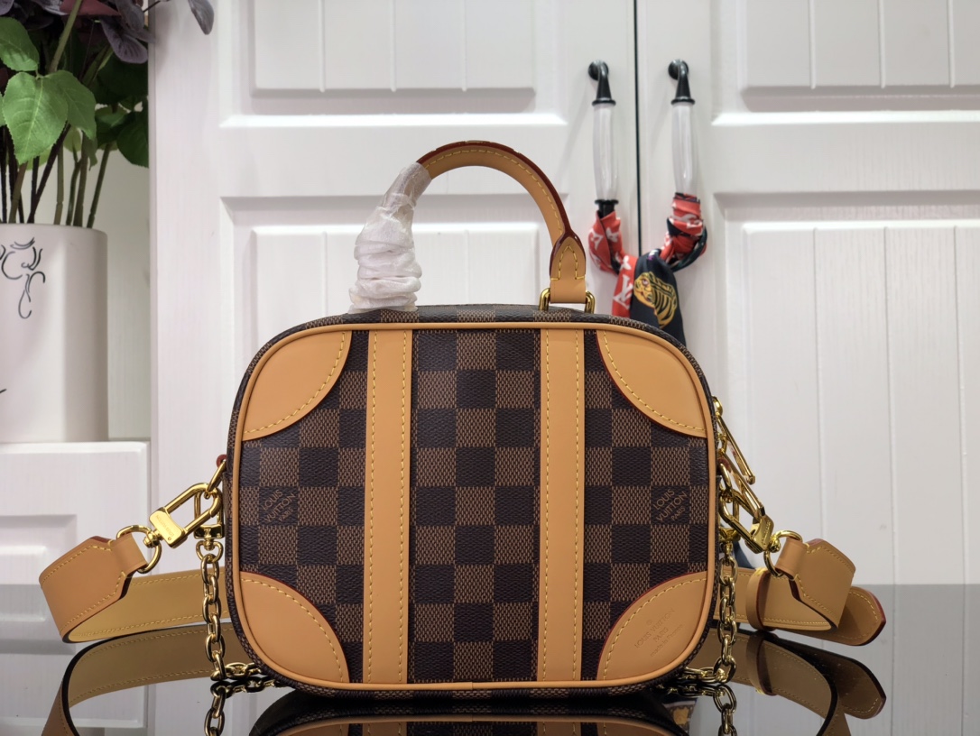 l**is V*t*n valisette souple bb-21*16*7cm