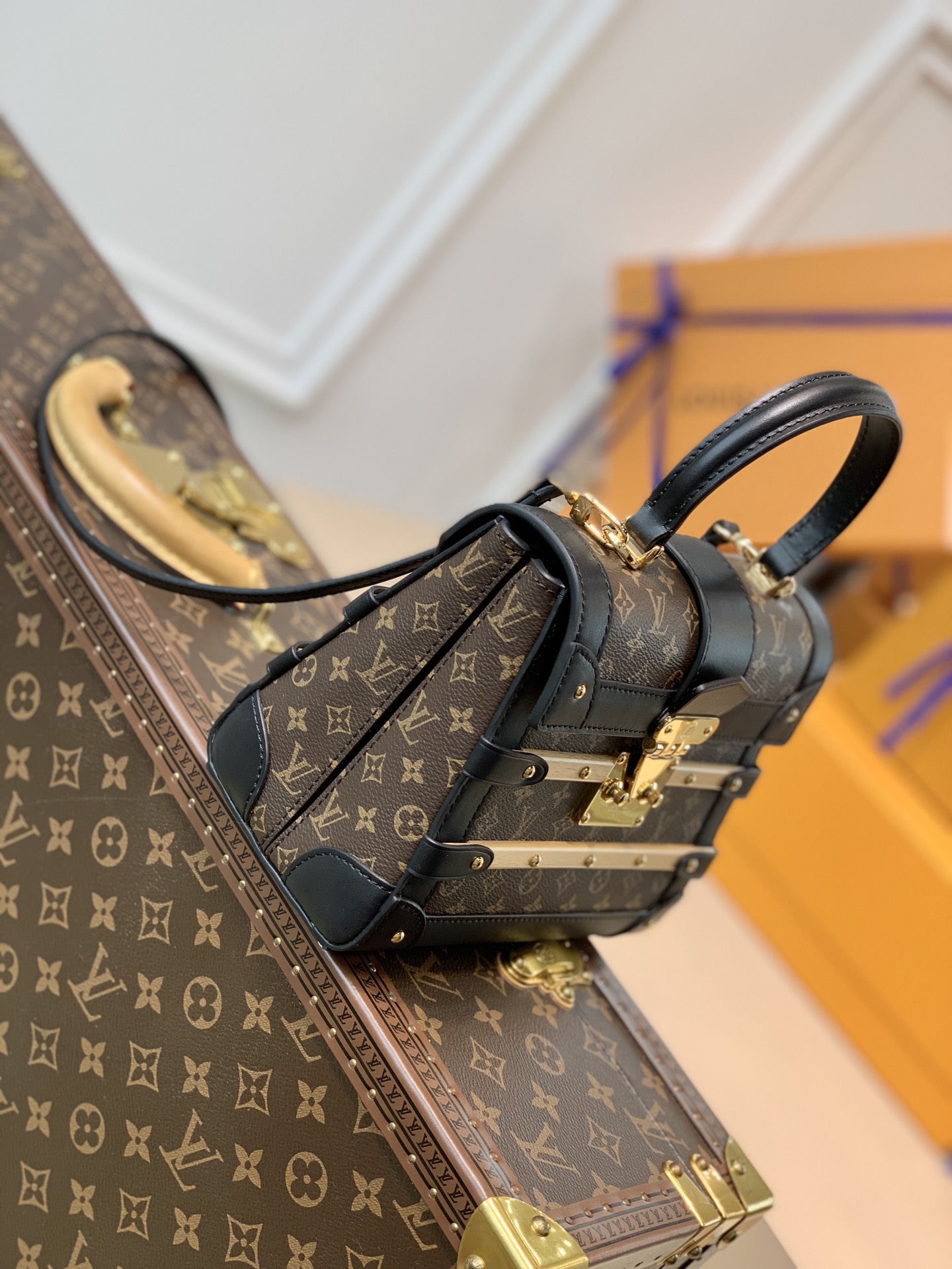 l**is V*t*n trianon handbags-21*18*11cm