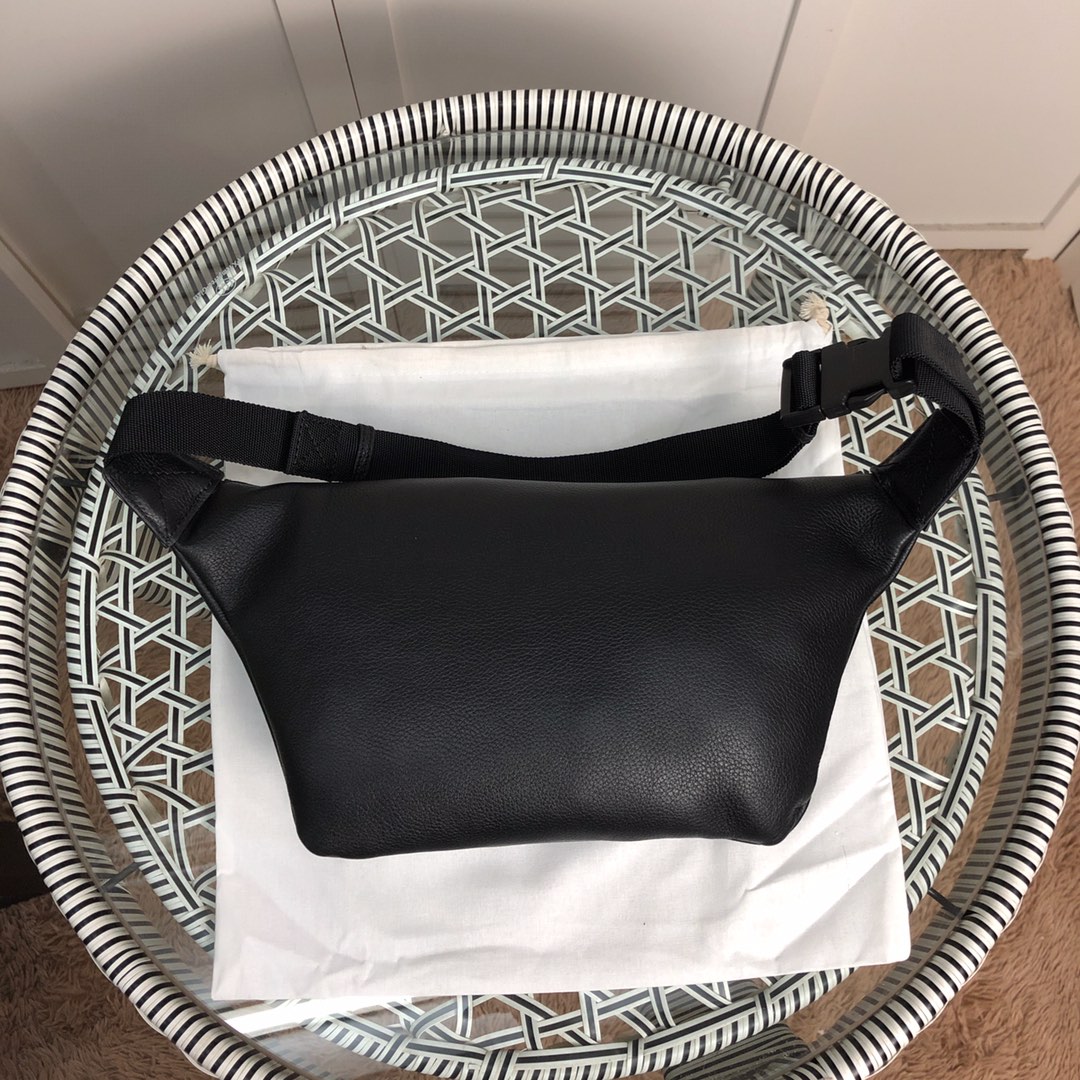 Ba*len*cia*ga crossbody bag-24*19*40cm