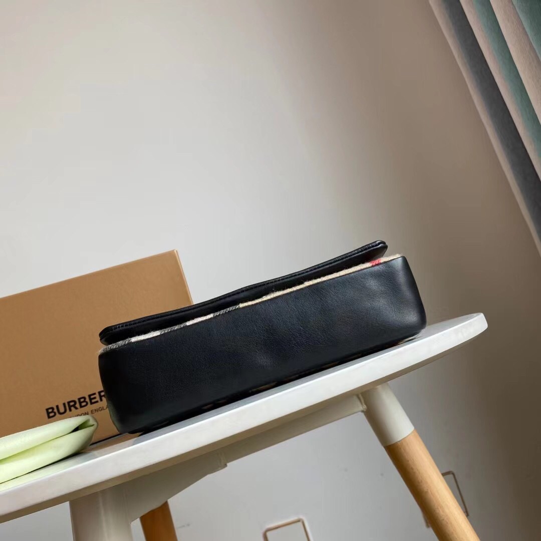 B**rry lola chain bag-23*13*6cm