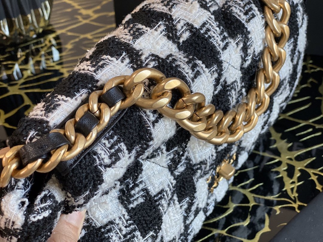 Ch@nel 19 Flap Bag-30CM