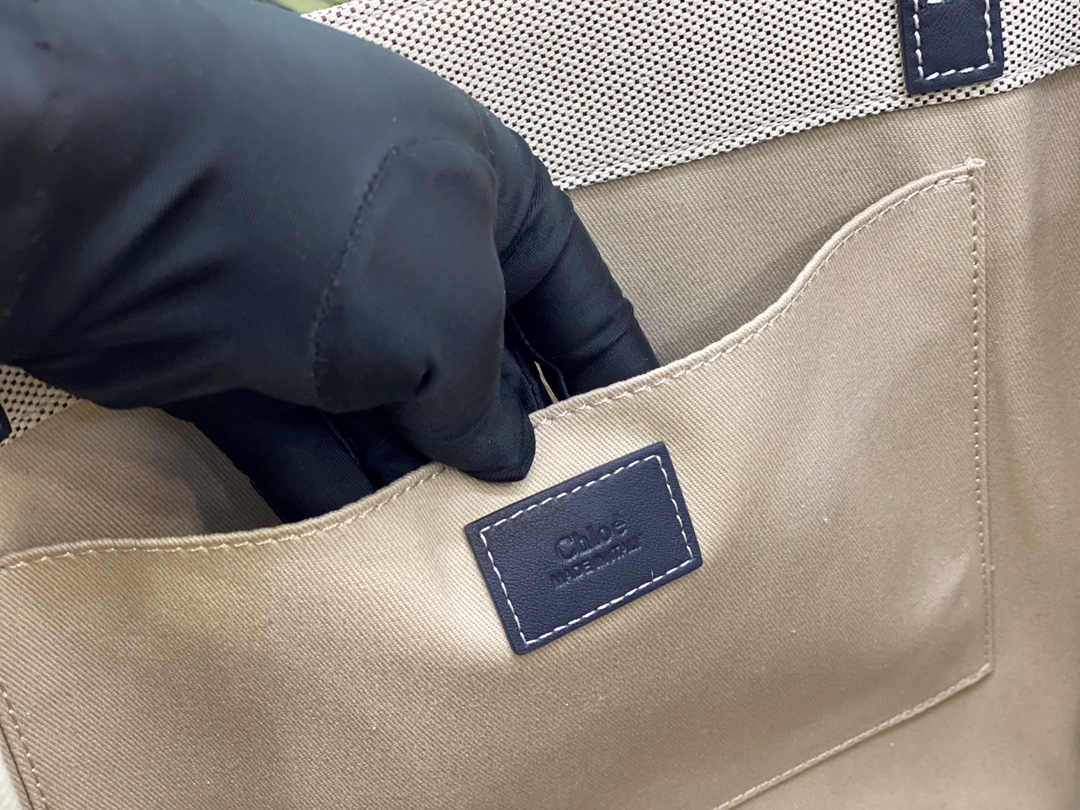 Chloe Woody Tote Bag