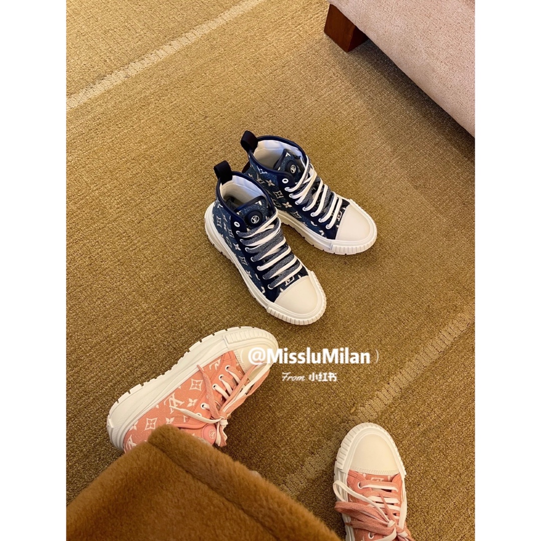 l**is V*t*n sneakers(eu35-eu41)