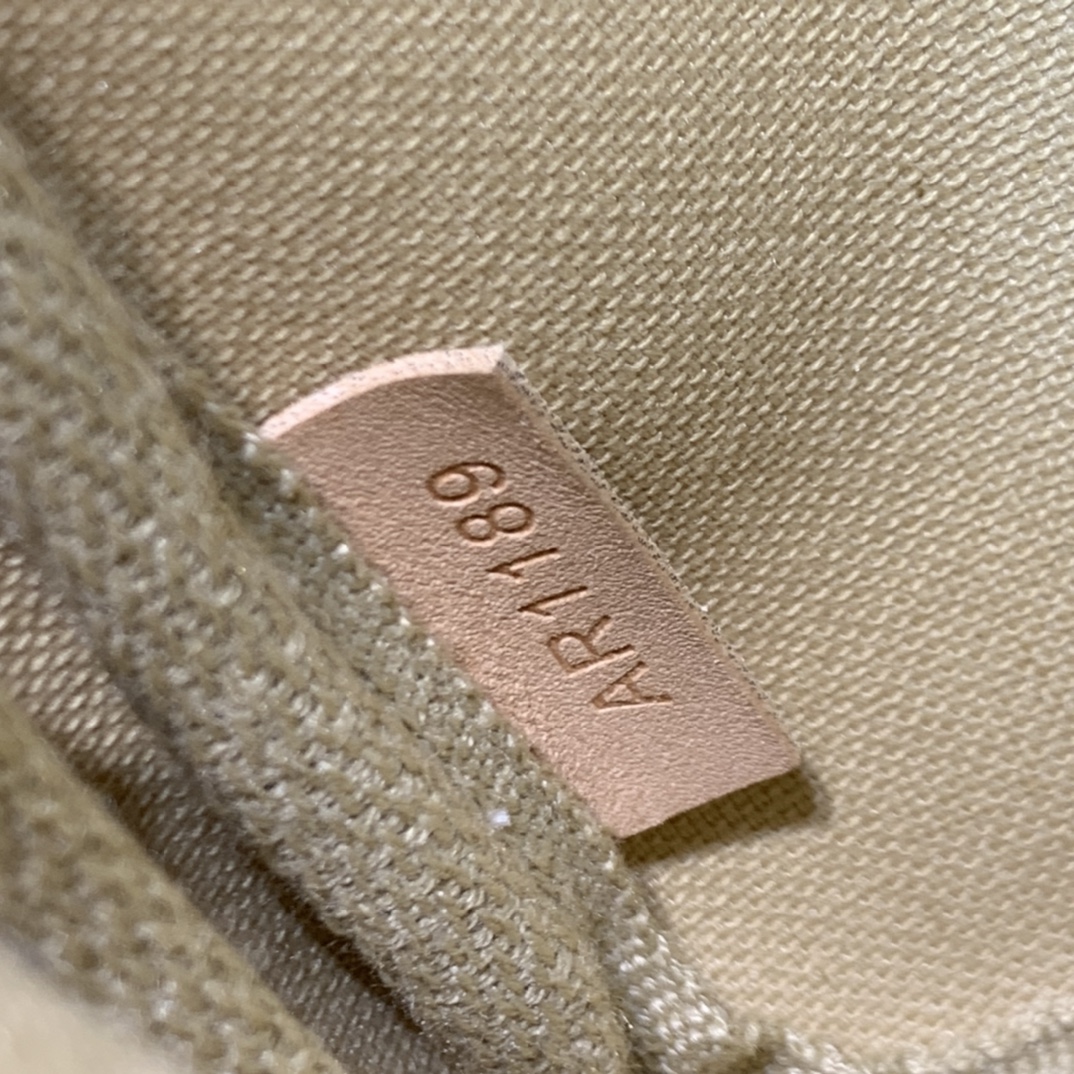 l**is V*t*n pochette accessoires-15.5*4*10.5cm