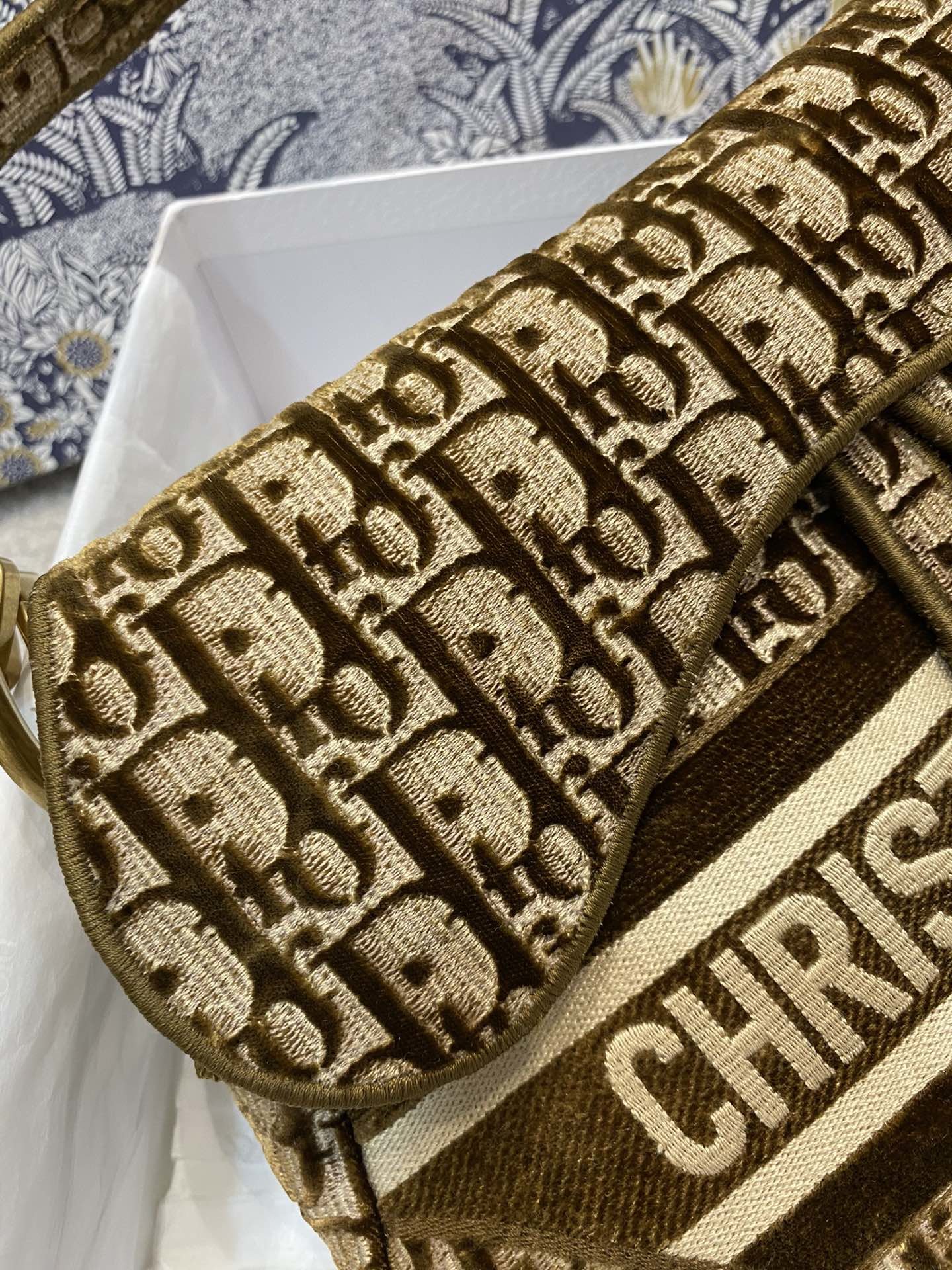 D*or oblique bag-25.5*20*6.5cm