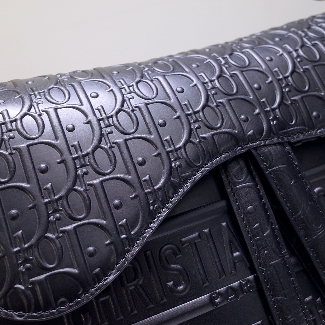 D*or oblique bag-25.5*20*6.5cm