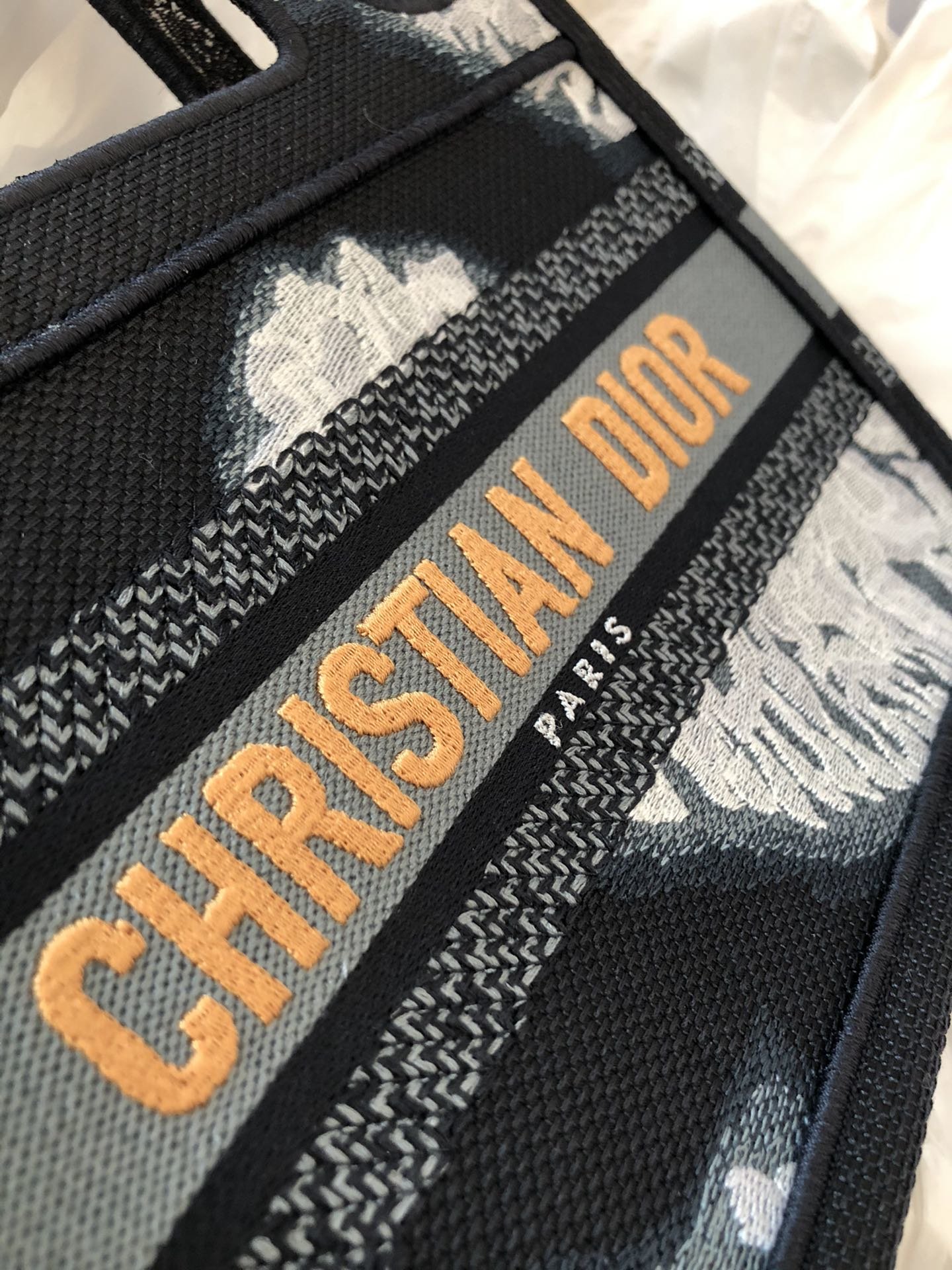 D*or mini book tote-23*17*7cm