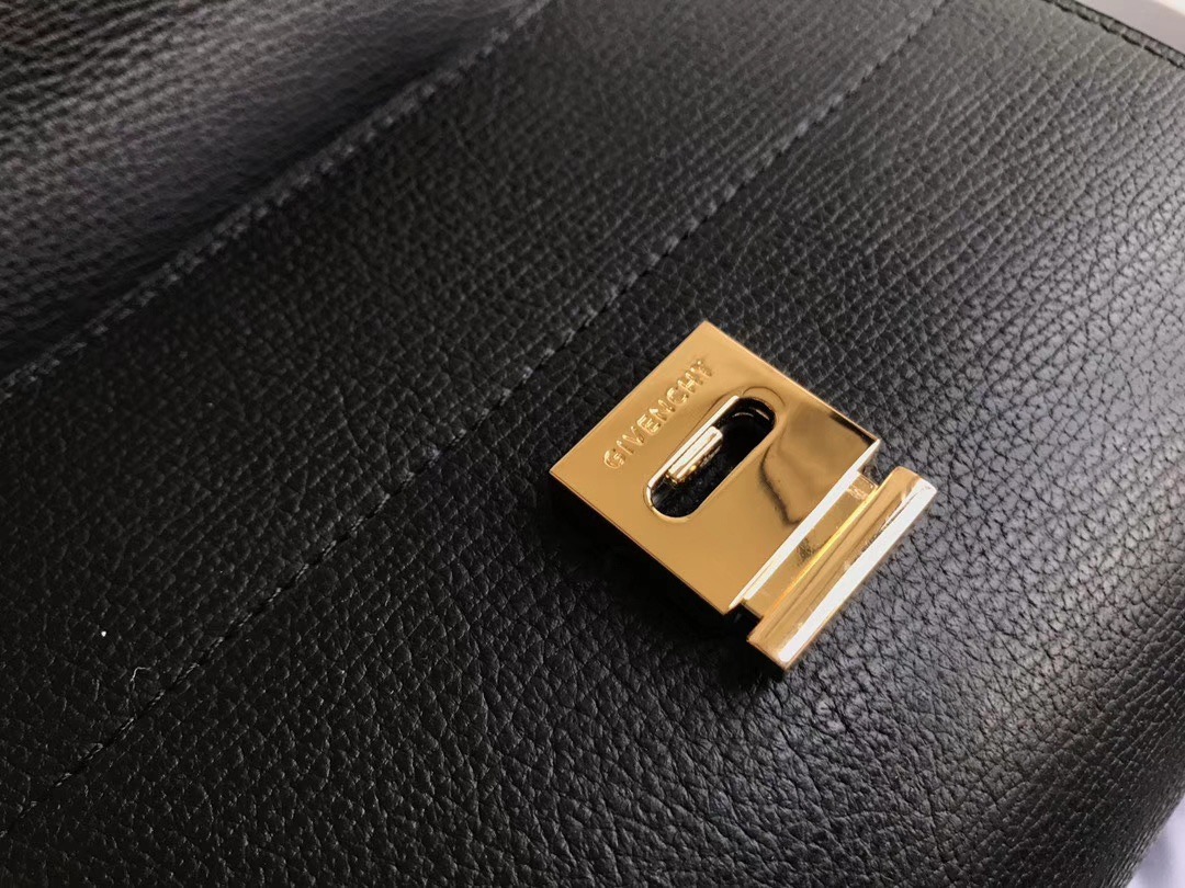 Givenchy Pandora Bag-18CM