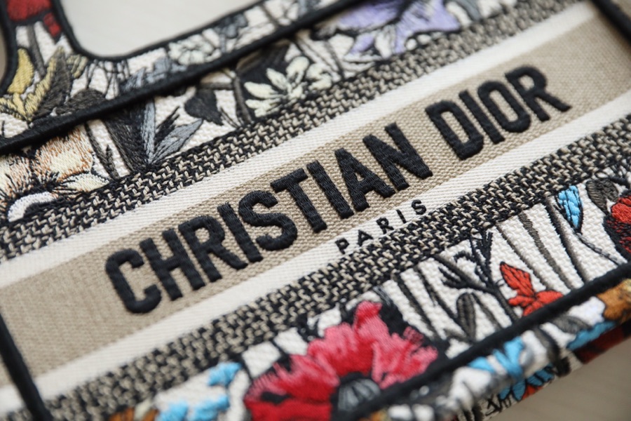 D*or mini book tote-23*17*7cm