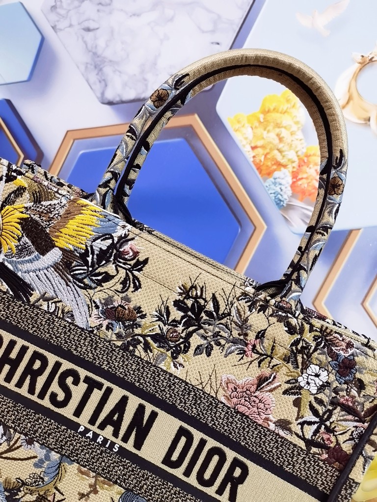 D*or small book tote-36*18*28cm