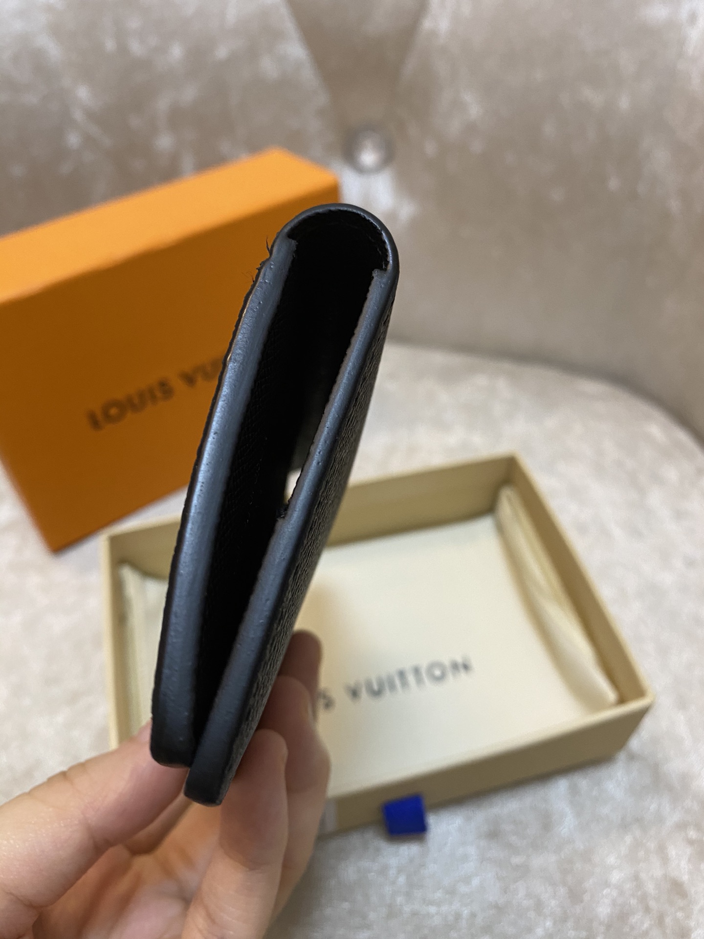 l**is V*t*n pocket organizer wallet-11x7cm