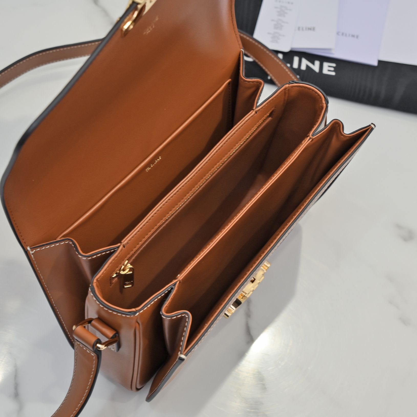 Celin Triomphe Shoulder Bag-22.5x16.5x7.5CM