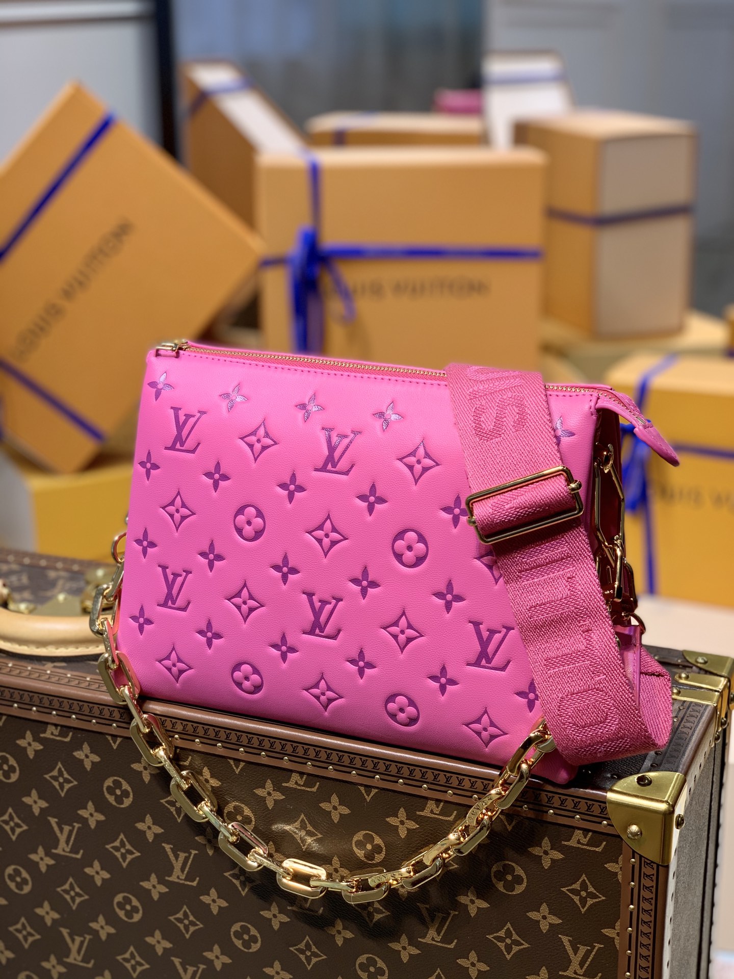 l**is V*t*n coussin handbags-26*20*12cm