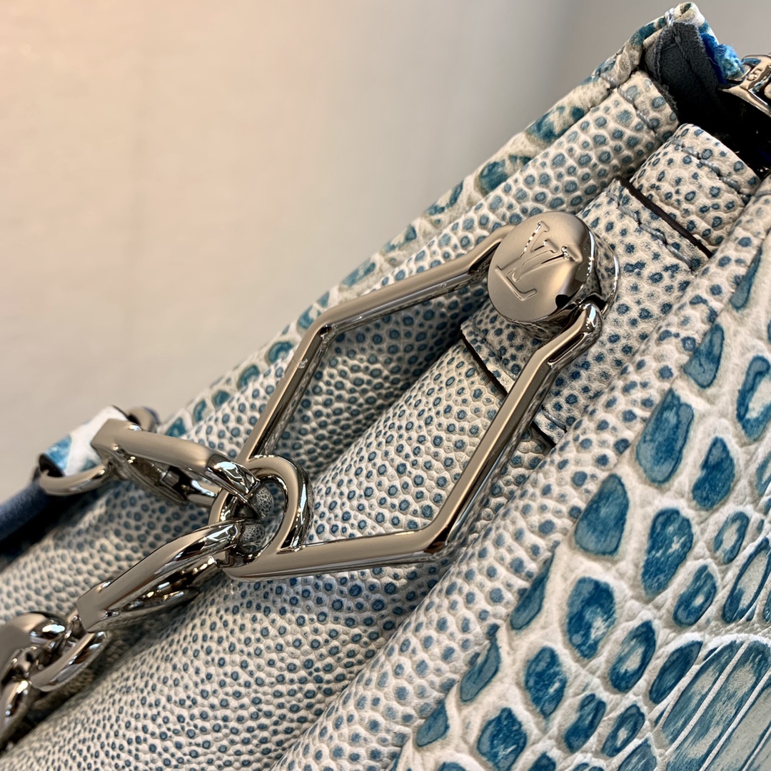 l**is V*t*n coussin handbags-26*20*12cm