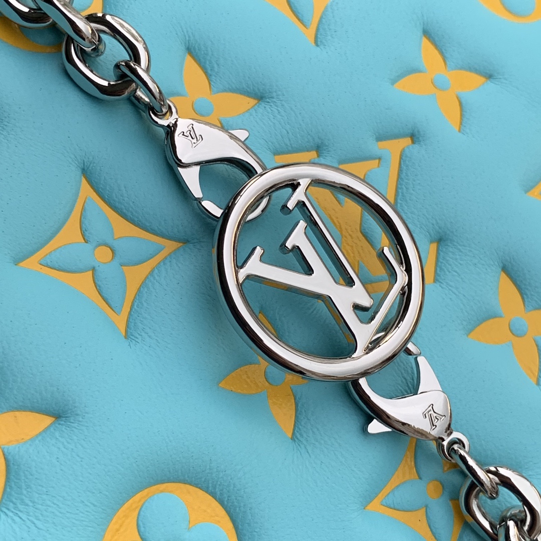 l**is V*t*n pochette coussin chain bag-20*14*8cm