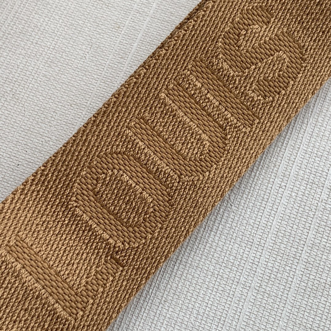 l**is V*t*n coussin handbags-26*20*12cm