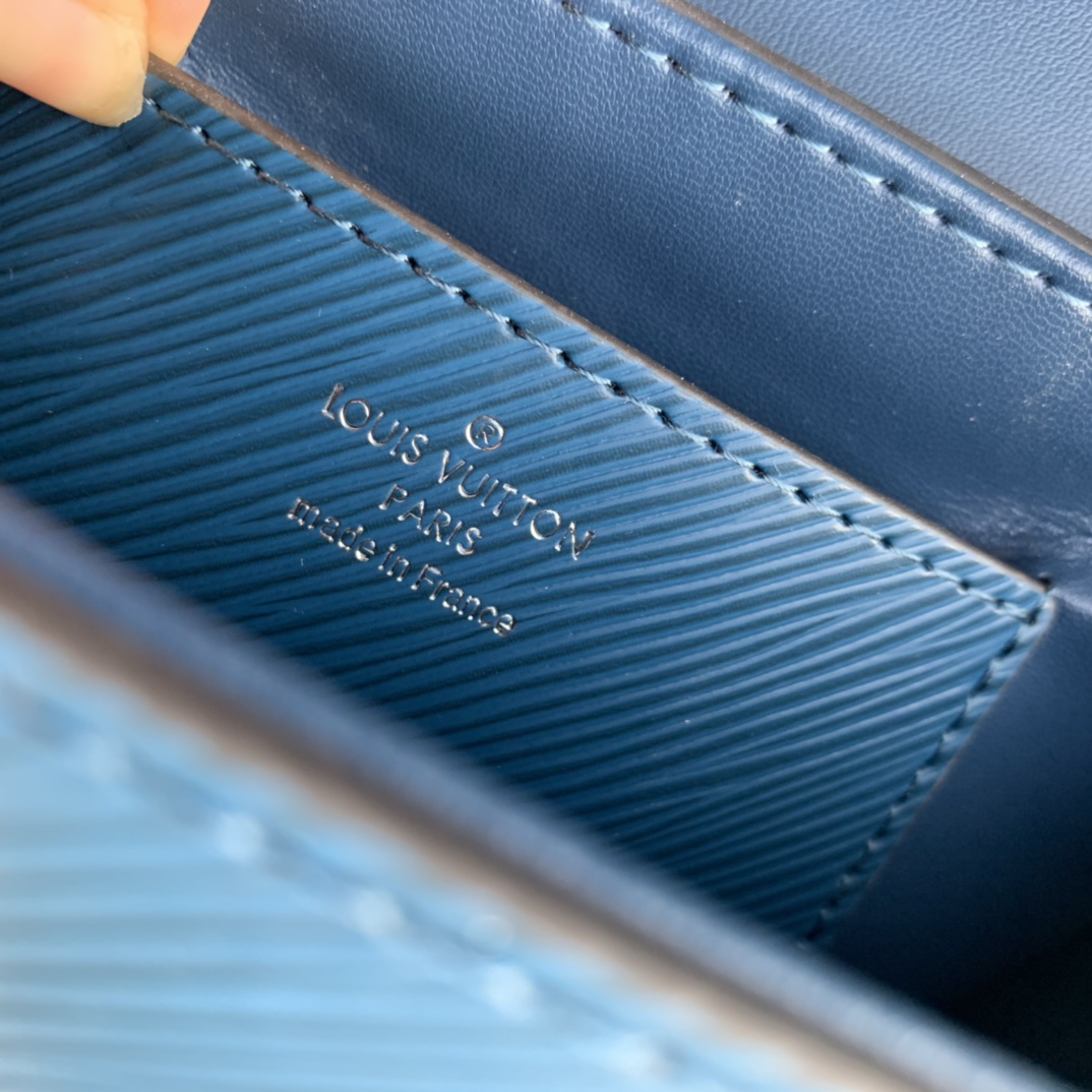 l**is V*t*n twist -19x 15x 9cm