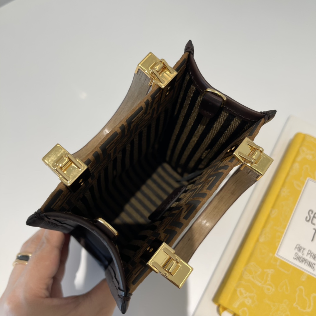 F**di sunshine mini tote -13x6.5x18cm