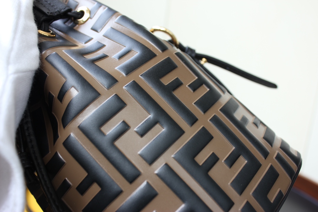 F**di mini mon tresor bag -18*12*10cm