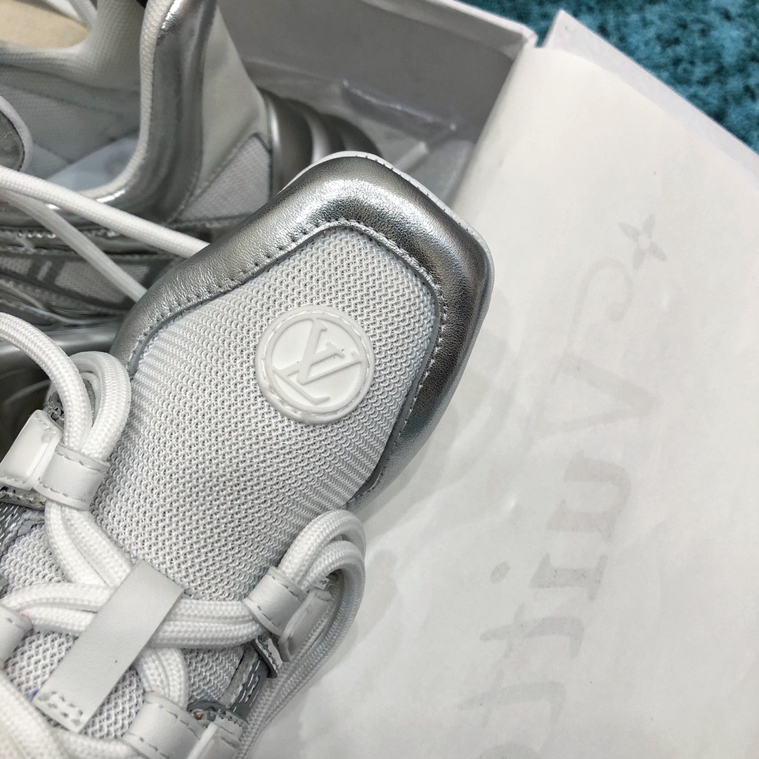 l**is V*t*n archlight sneaker