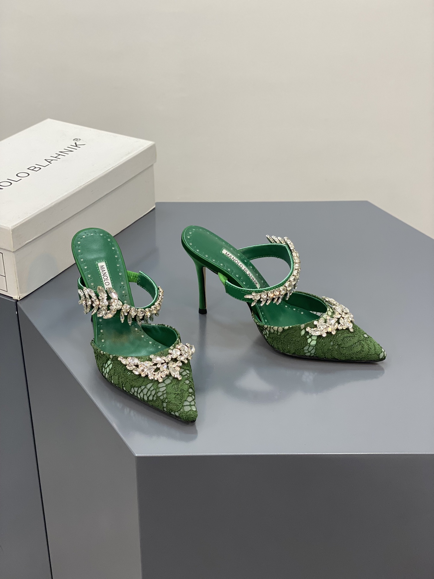 Manolo Blahnik-10CM