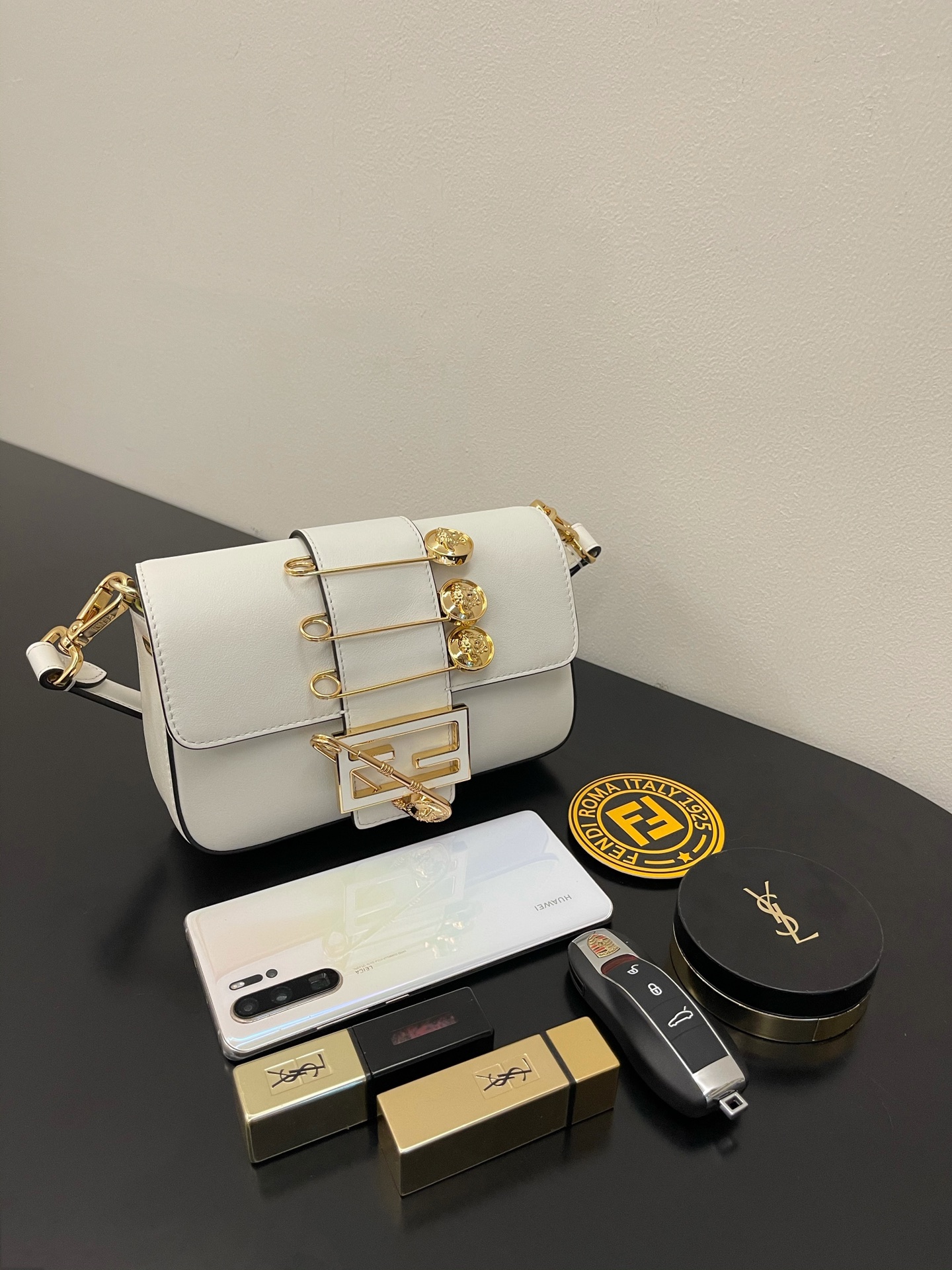 F**di small baguette bag-20x15x9cm