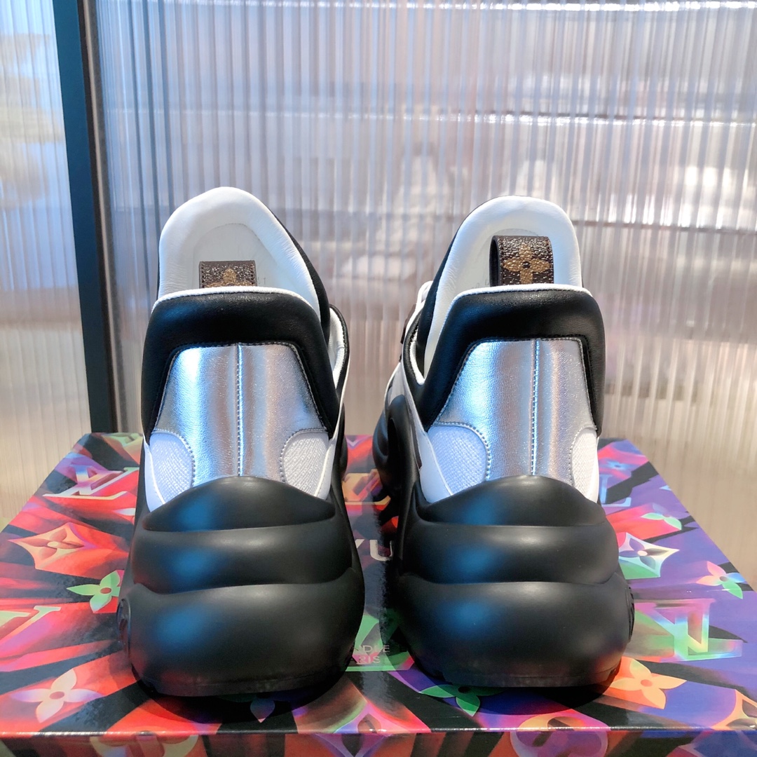 l**is V*t*n archlight sneaker