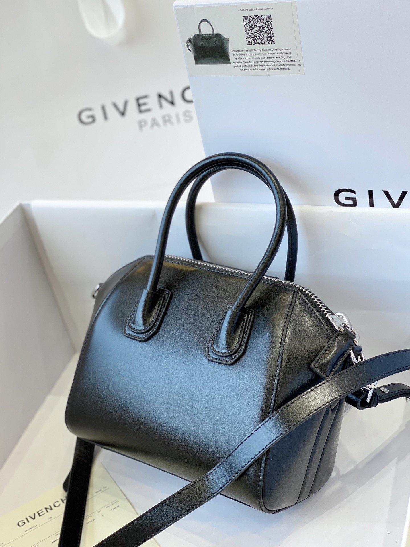 Givenchy Antigona Tote