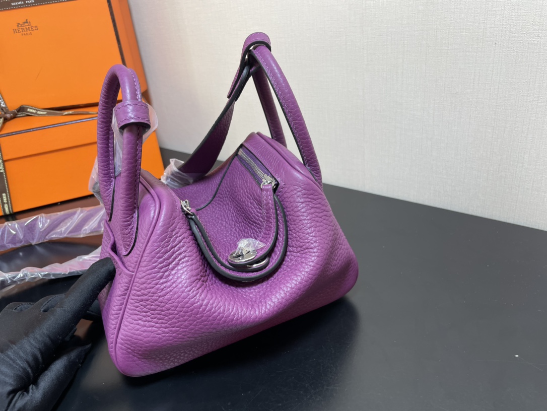 H**mes lindy 19-togo leather-19cm