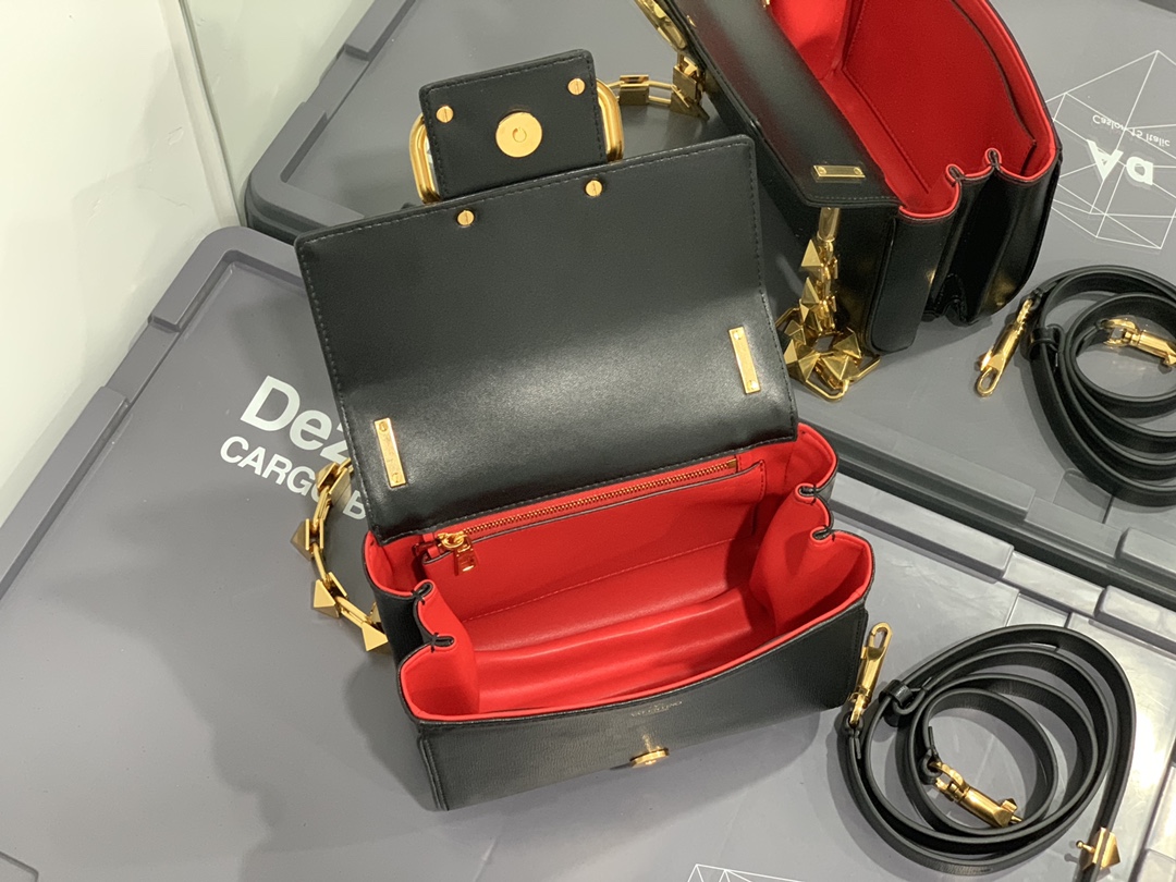 Valentino Handbags-20*15*7CM