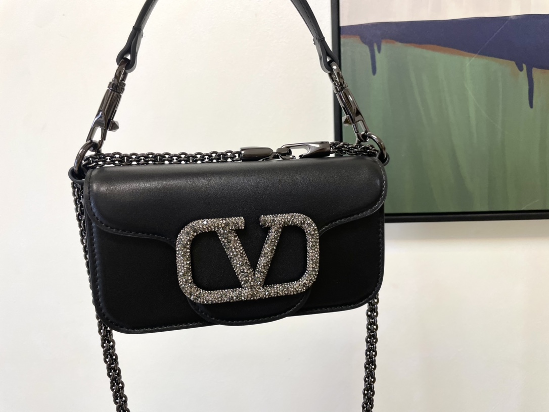 Valentino Handbags-20*15*7CM
