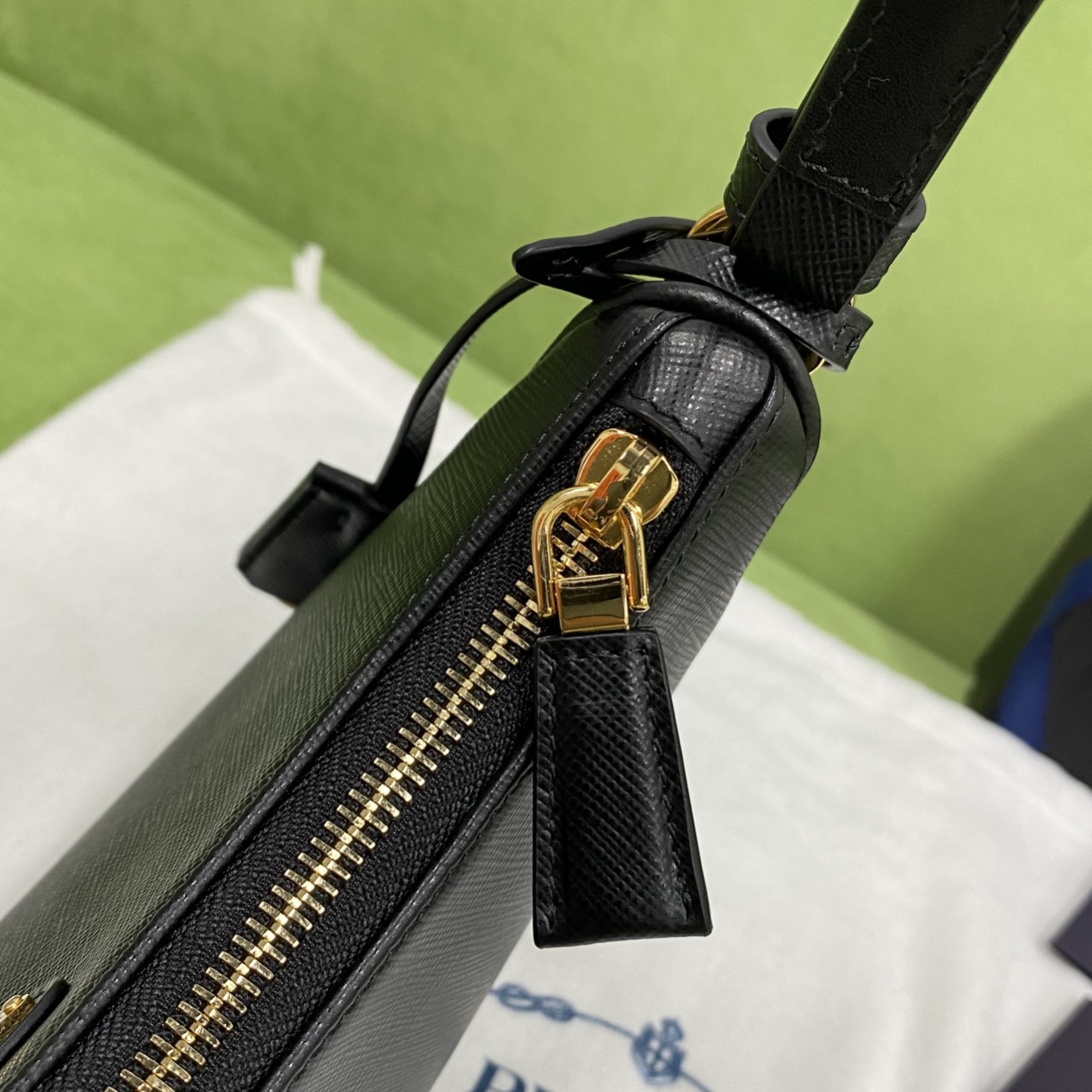 Prad 1BC204 Hobo-22x6x17CM