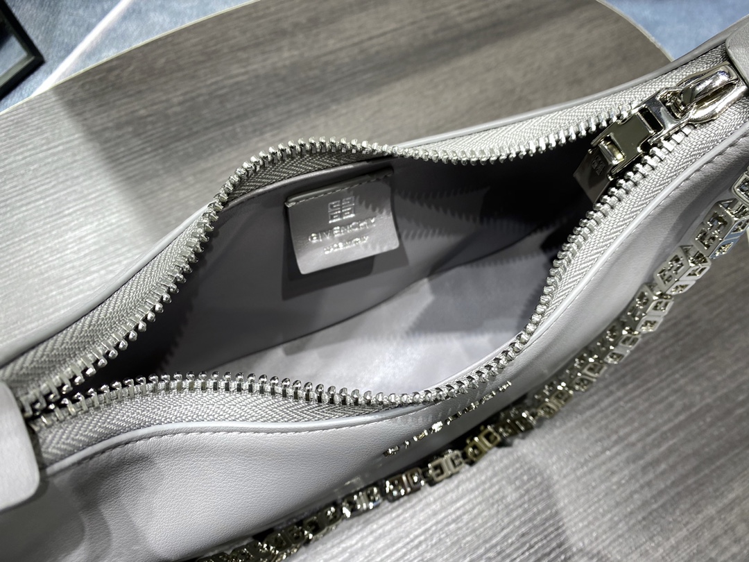 Givenchy Moon Cut Hobo-25x7x12CM