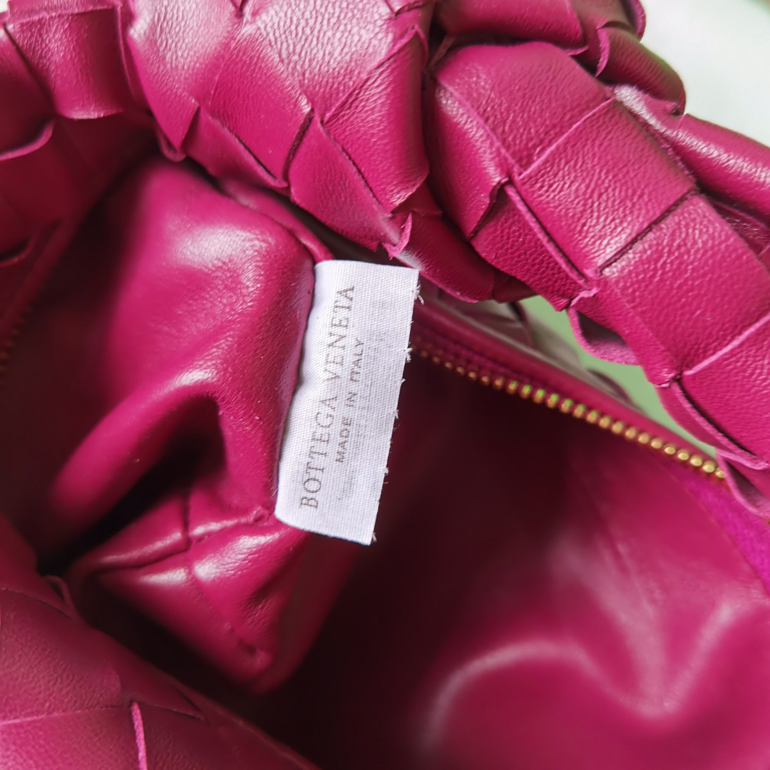 Bo*te*ga ve*ne*ta jodie hobo-23x28x8cm