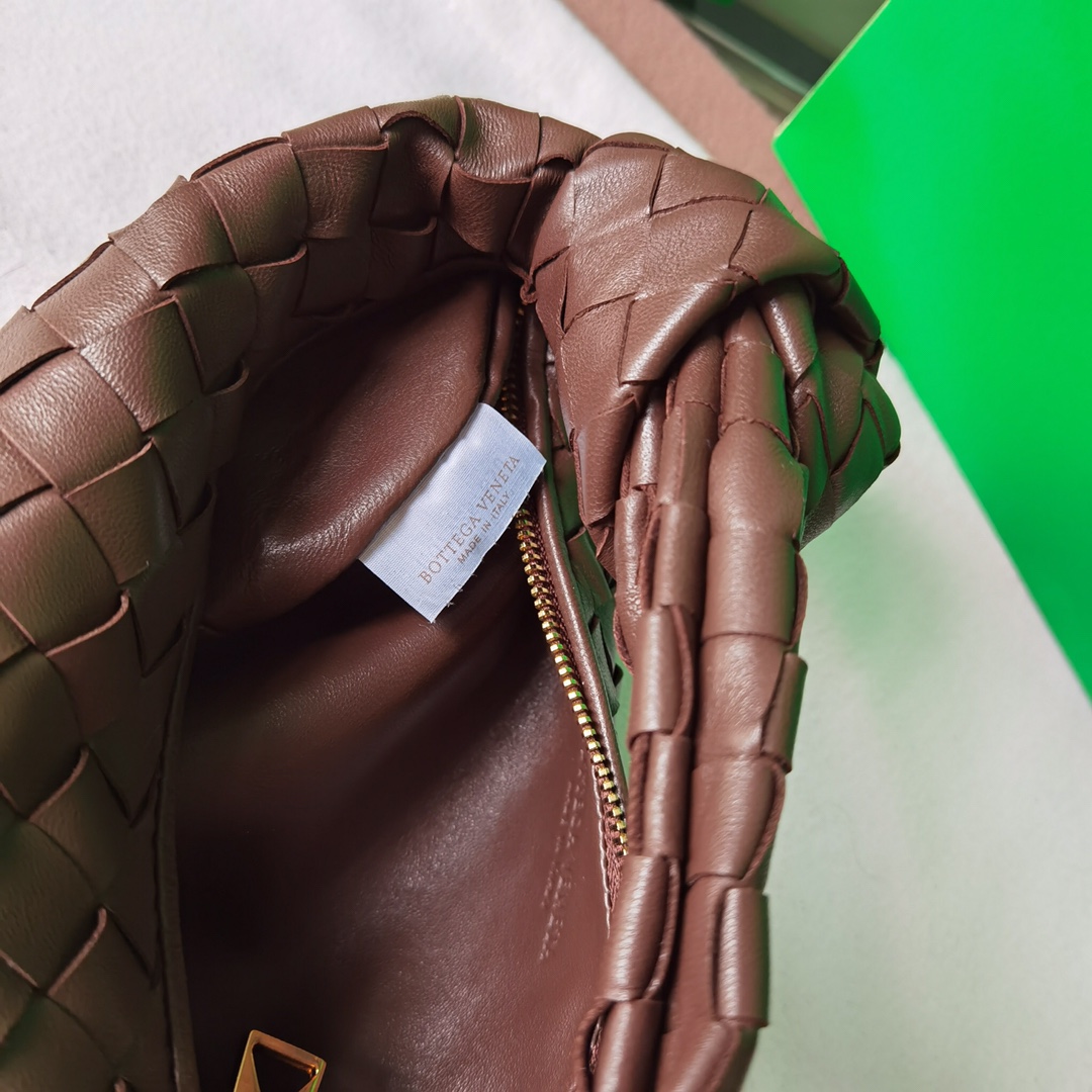 Bo*te*ga ve*ne*ta jodie hobo-23x28x8cm