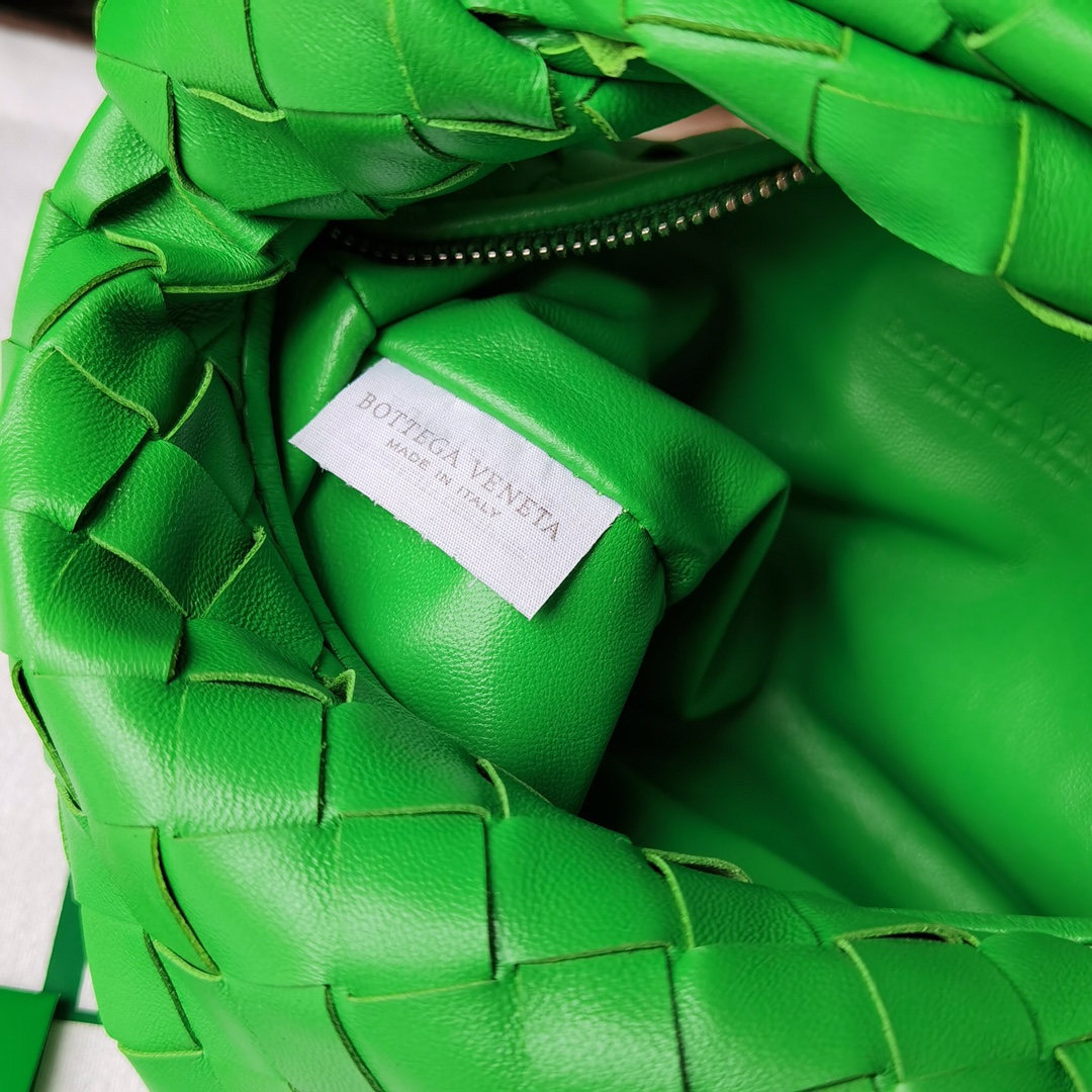 Bo*te*ga ve*ne*ta jodie hobo-23x28x8cm