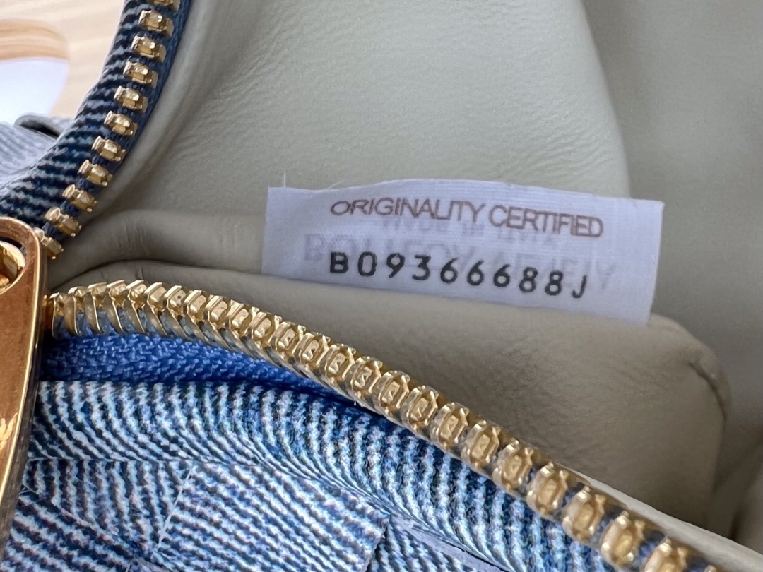 Bo*te*ga ve*ne*ta jodie hobo-23x28x8cm