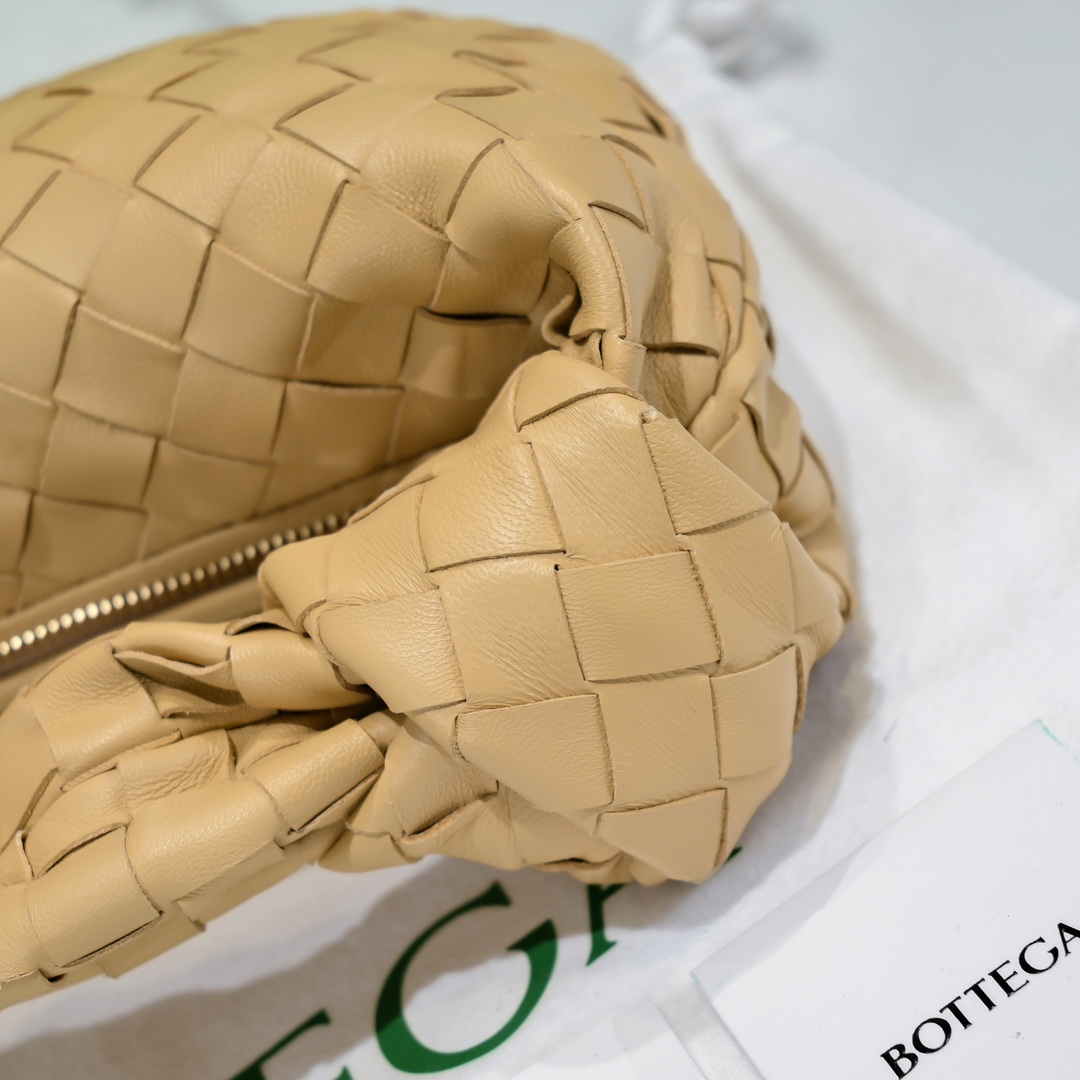 Bo*te*ga ve*ne*ta jodie hobo-23x28x8cm