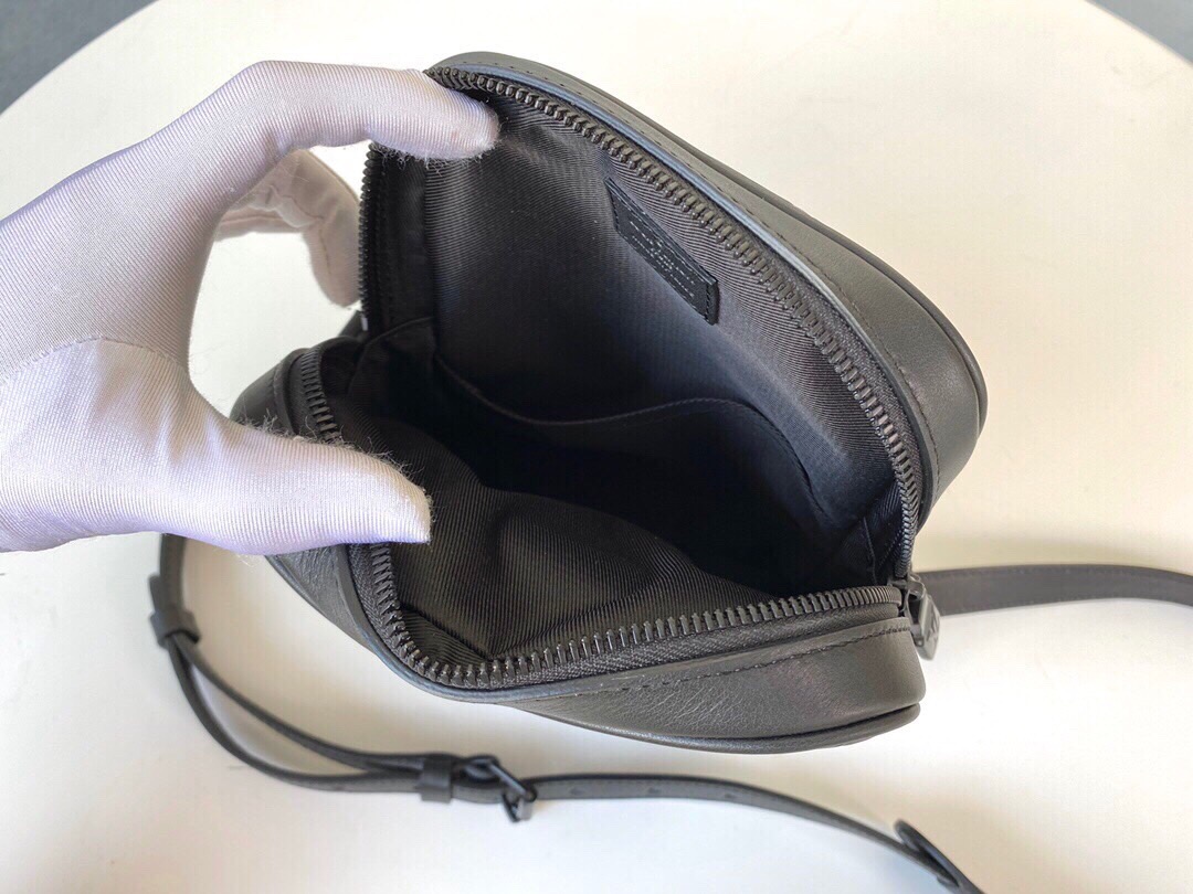 l**is V*t*n danube handbags-16*21*6.5cm